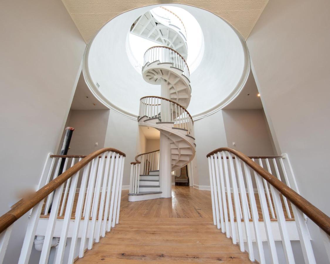 The Blackburn Inn And Conference Center Стонтон Екстер'єр фото