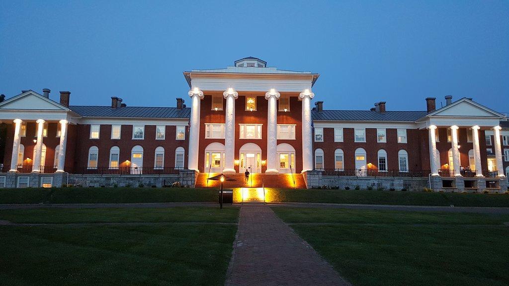 The Blackburn Inn And Conference Center Стонтон Екстер'єр фото